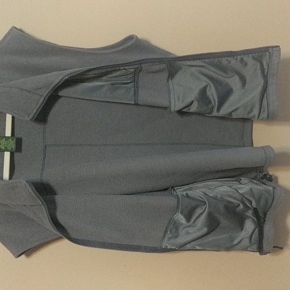 Gray Polartec Fleece Vest - Picture 9 of 10